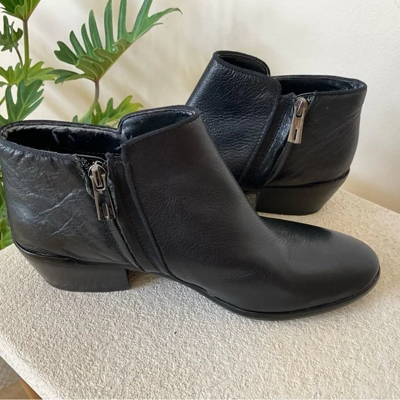 Sam Edelman Black Leather Booties, Size 37 European. - Picture 4 of 14